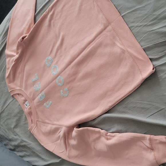 Sweatshirt - Picture 2 of 5